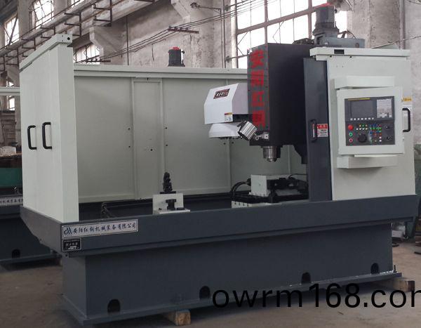 前軸鎖(suo)銷孔專(zhuan)用加工