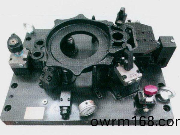 製(zhi)動器(qi)底(di)闆液壓裌(jia)具